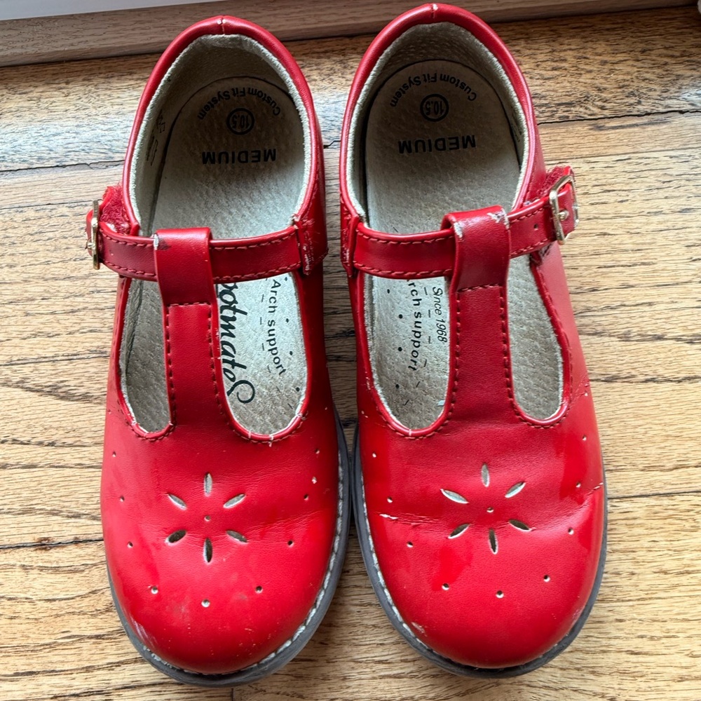 FootMates Red T-Strap Dress Shoes